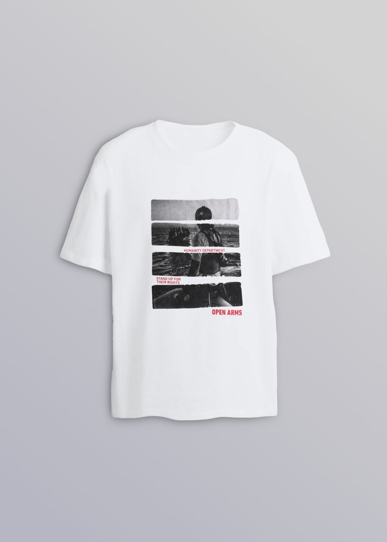 camiseta blanca con estampa open arms