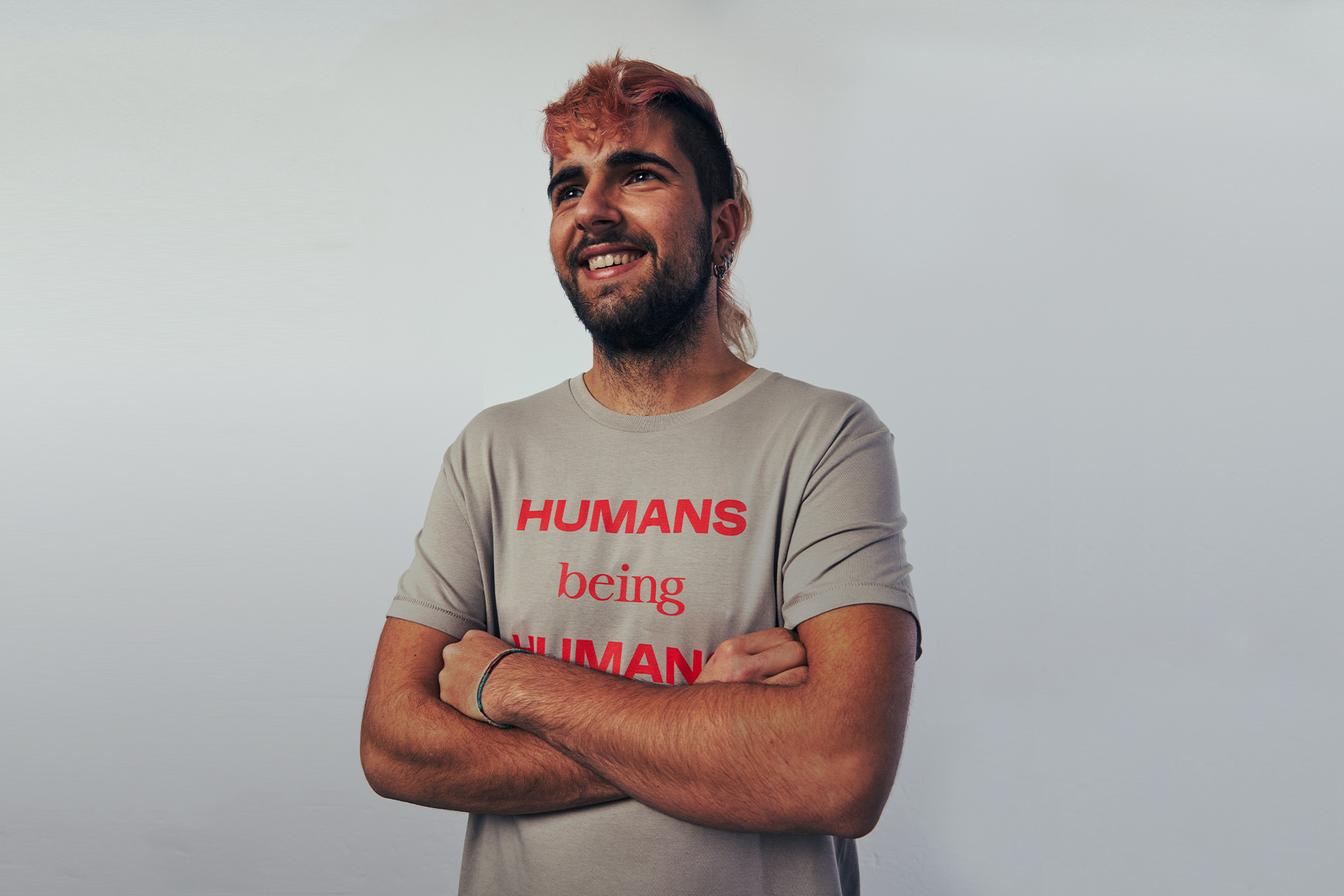 Pacchetto prodotto T-shirt Humans Being Humans e borsa Tote